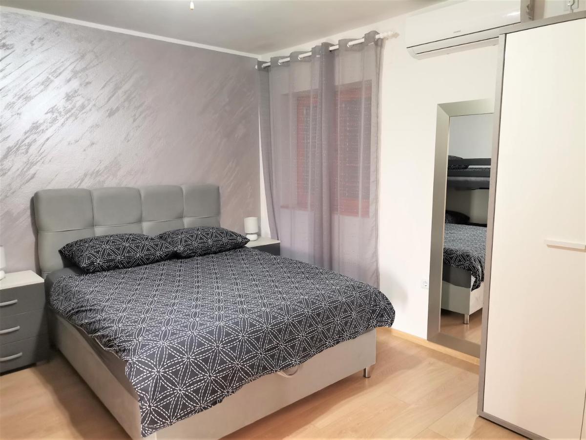 Apartment Pegy Zadar Exterior photo